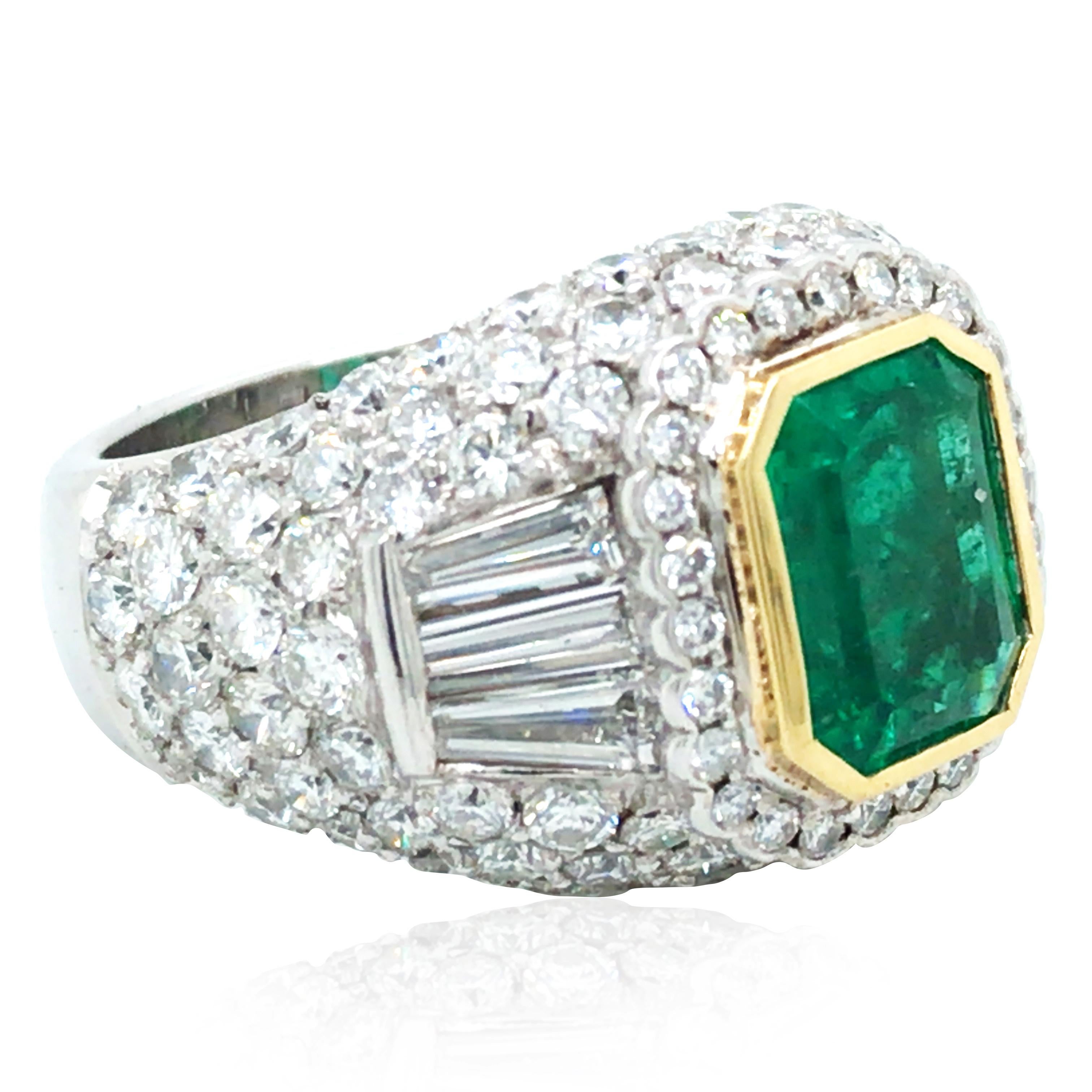 Cushion Cut 18K Gold Colombia Emerald Diamond Ring, AGL For Sale