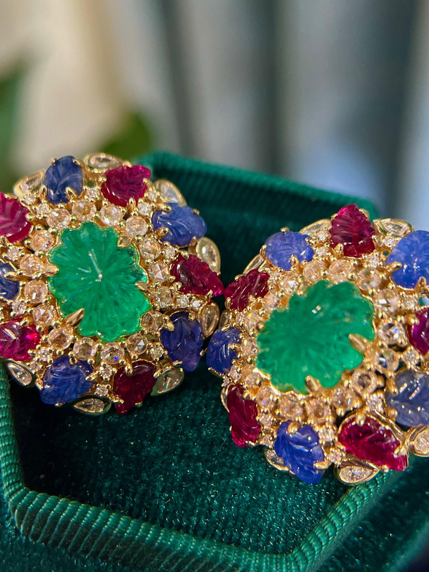 18K Gold Colombian Origin Rubies & Emeralds & Sapphires Earrings with Diamonds In New Condition For Sale In Hong Kong, HK