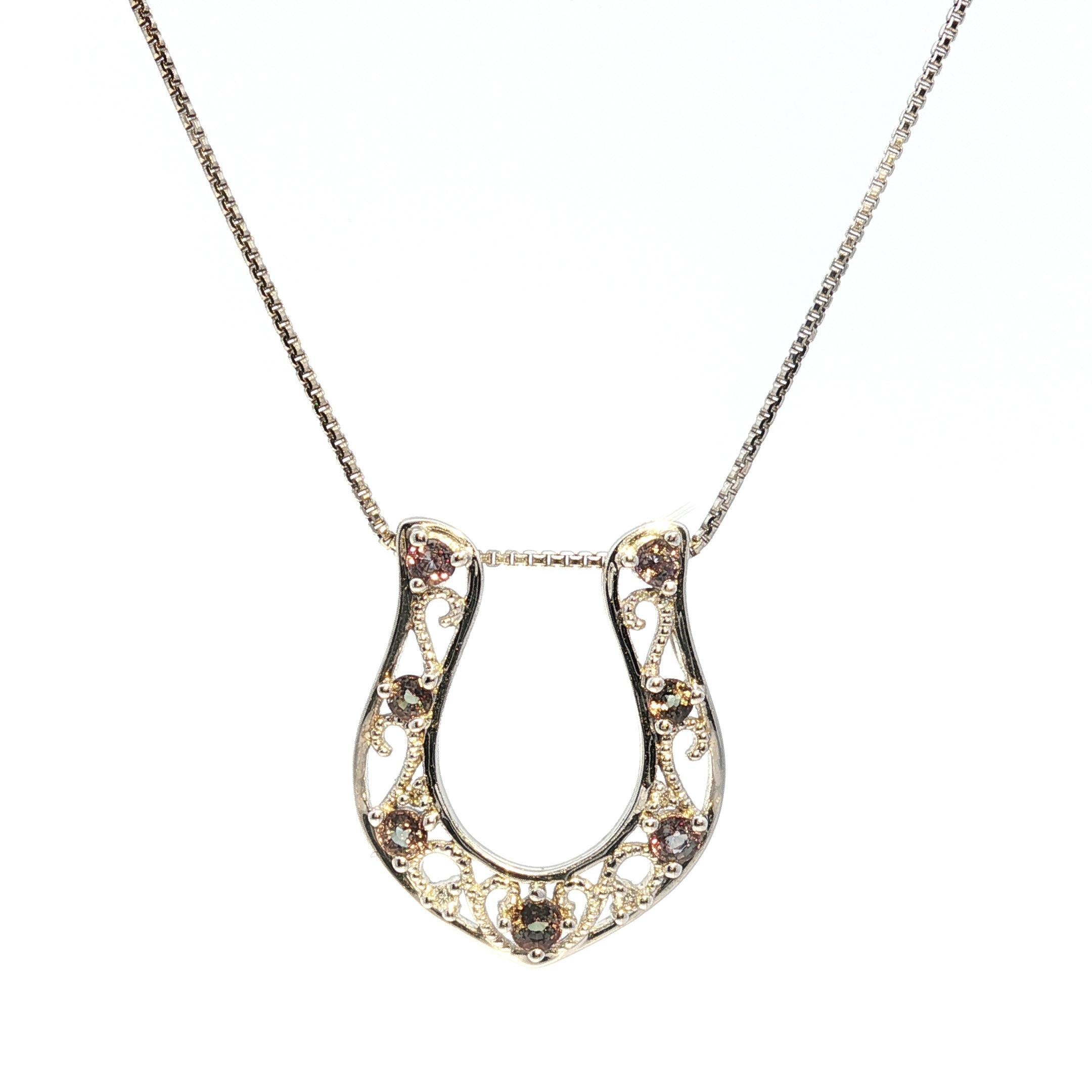 18k Gold Color Change Alexandrite & Diamond Horseshoe Lucky Slide Pendant Chain For Sale 4