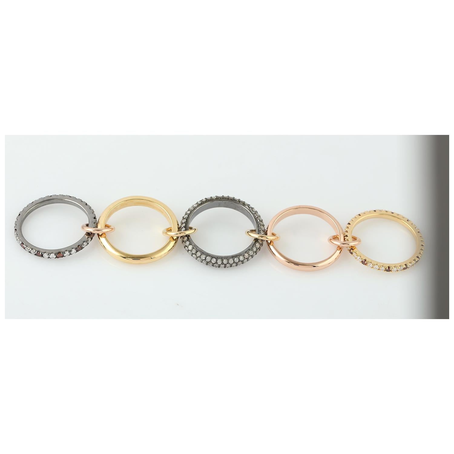 18 Karat Gold Connected Band-Ring mit Eisdiamanten (Kunsthandwerker*in) im Angebot