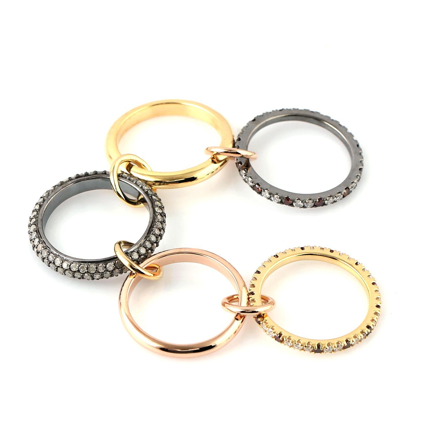 Mixed Cut 18k Gold Connected Band Ring With Ice Diamonds For Sale