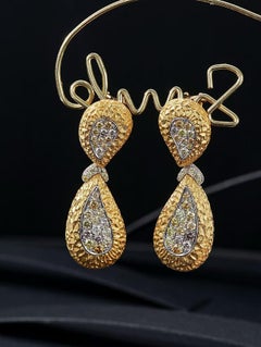 18K Gold Convertible Drop Earrings Exquisitely Inlaid with Diamonds