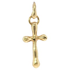 18K Gold Cross Charm Pendant Yellow gold