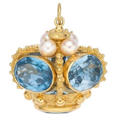 Colgante Corona de Oro de 18k con Espinela Sintética y Perlas Cultivadas 36g 1-5/8 x 1-1/2"