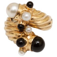 Vintage 18 Karat Gold Cultured Pearl and Black Onyx Ring