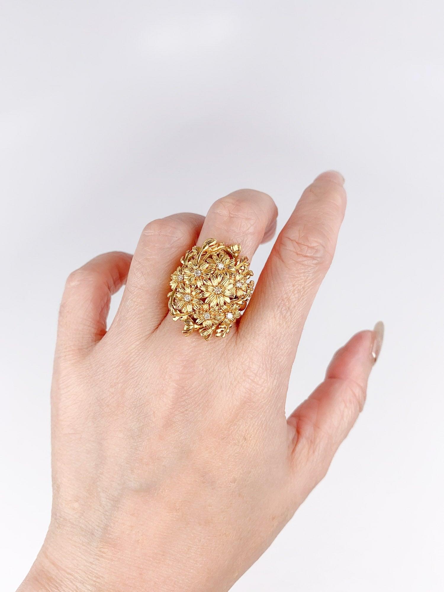 Bague en or 18K à fleur de marguerite et diamant 9g+, superbement tridimensionnelle Unisexe en vente