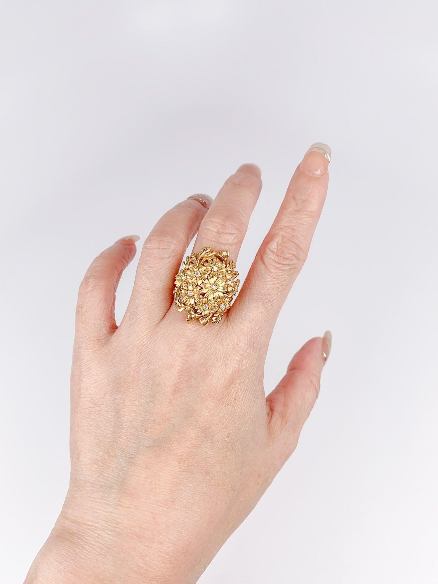 Bague en or 18K à fleur de marguerite et diamant 9g+, superbement tridimensionnelle en vente 1