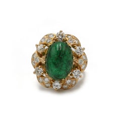 18K Gold Daisy Ring with 8ct Cabochon Emerald and Diamonds
