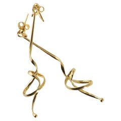 Orecchini pendenti in oro 18K di Vivianna Torun Bülow-Hübe
