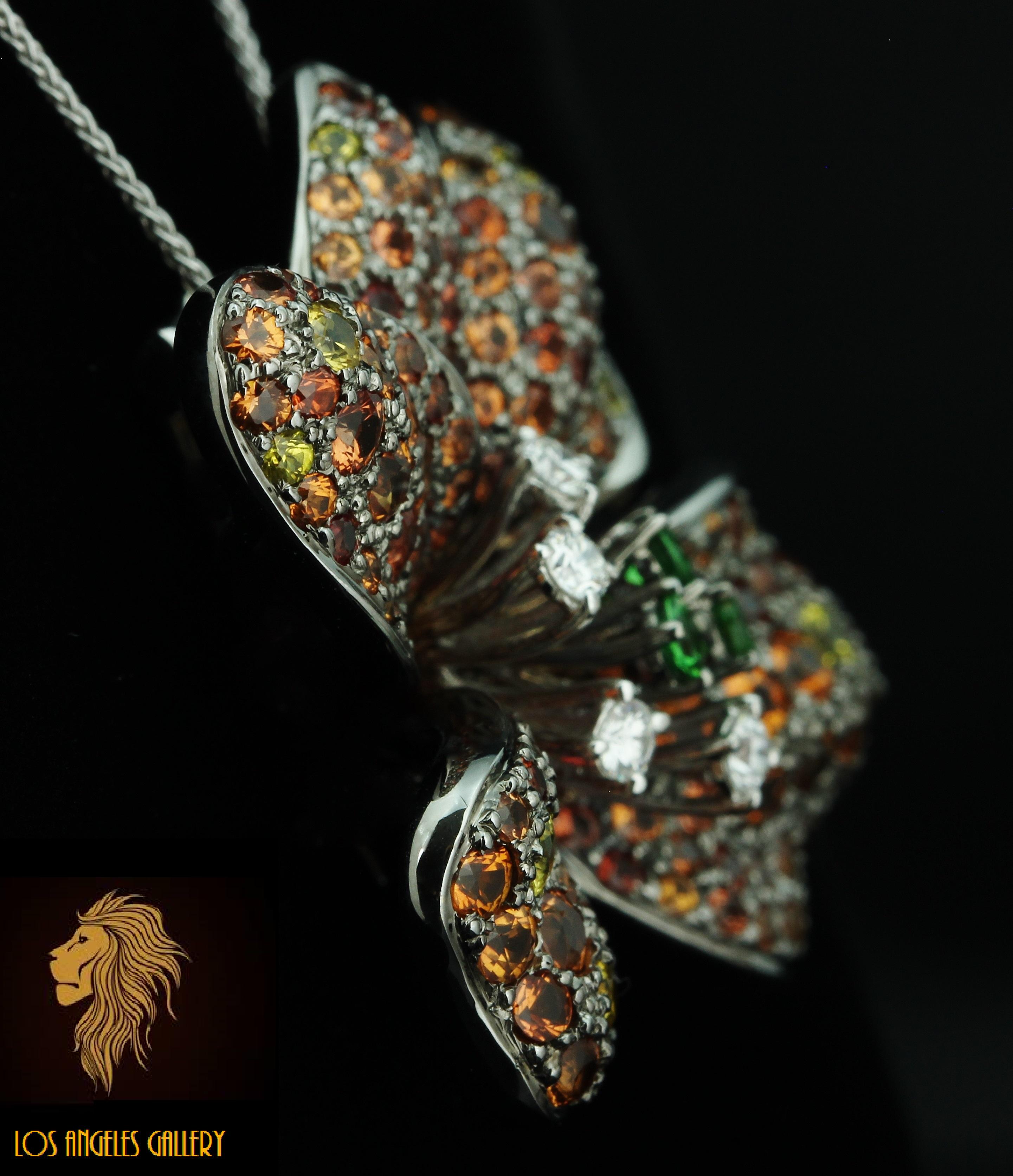  Broche pendentif de designer en or 18 carats avec diamants, tsavorites et saphirs de 8,21 carats Pour femmes 