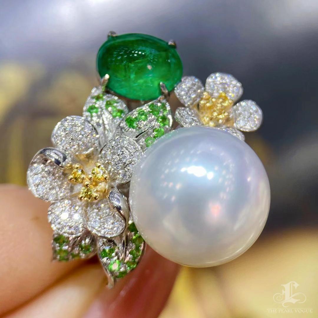 【Jādora】Verdant Bloom Aurora South Sea Pearl Garden Ring In New Condition For Sale In New York, NY