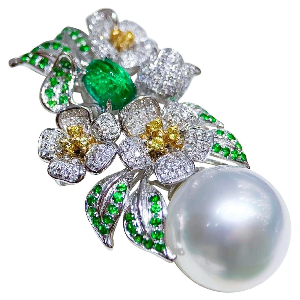 【Vine Symphony】Floral Emerald Bloom Aurora 14–15mm South Sea Pearl Pendant