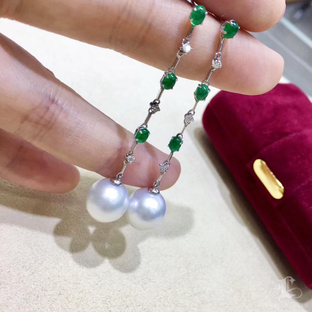 【Lustre Arc】Empress Cascade Aurora South Sea Pearl Emerald Earrings For Sale 3