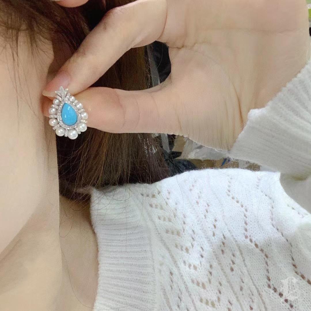 Uncut 【Caelmare】Royal Crest Turquoise & Pearl Medallion Earrings For Sale
