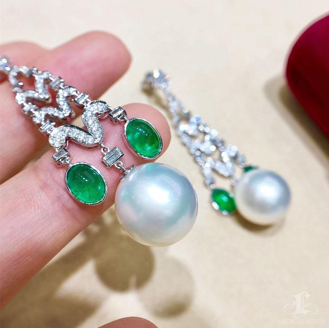 【Crown Radiance】Imperial Arch ASouth Sea Pearl Emerald Diamond Dangle Earrings For Sale 2