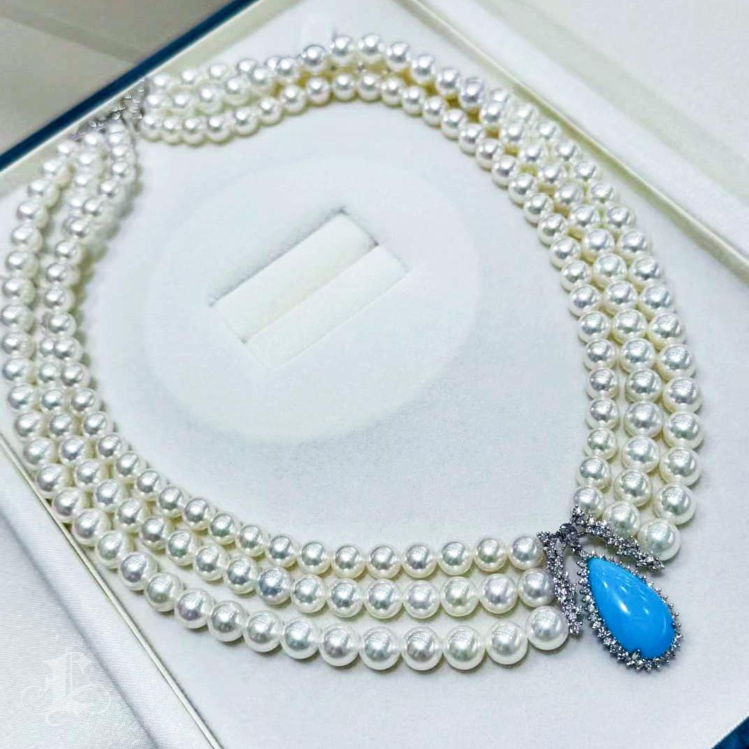 【Caelmare】Ocean Empress Triple Akoya Pearl & Turquoise Necklace In New Condition For Sale In New York, NY