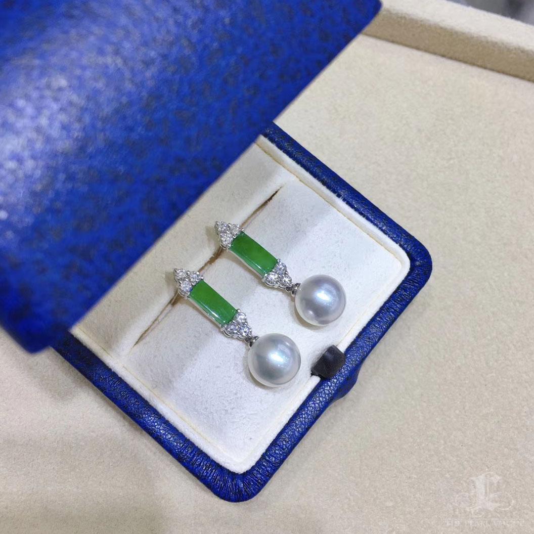 【Jādora】Jade Crown South Sea Pearl Drop Earrings For Sale 3