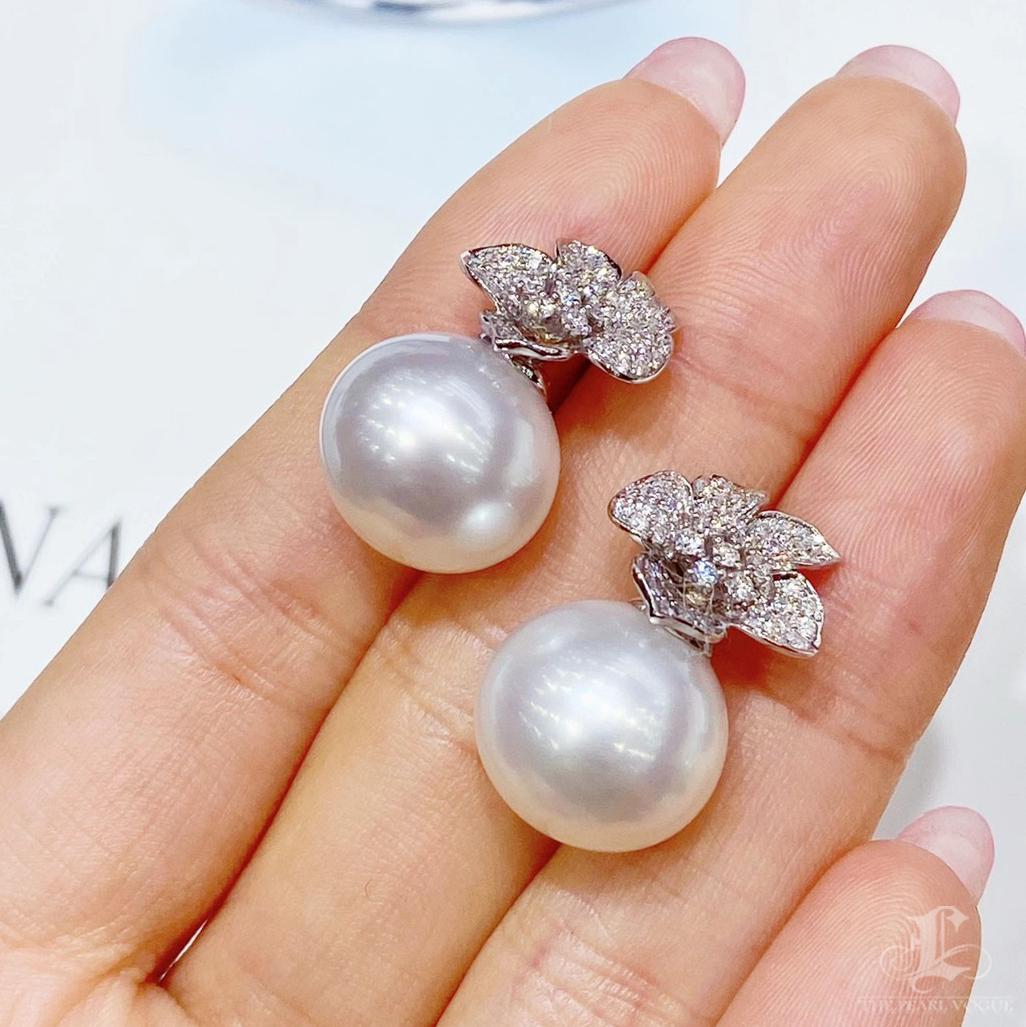 【Vine Symphony】Blossom Aurora South Sea Pearl Diamond Formal Earrings For Sale 3