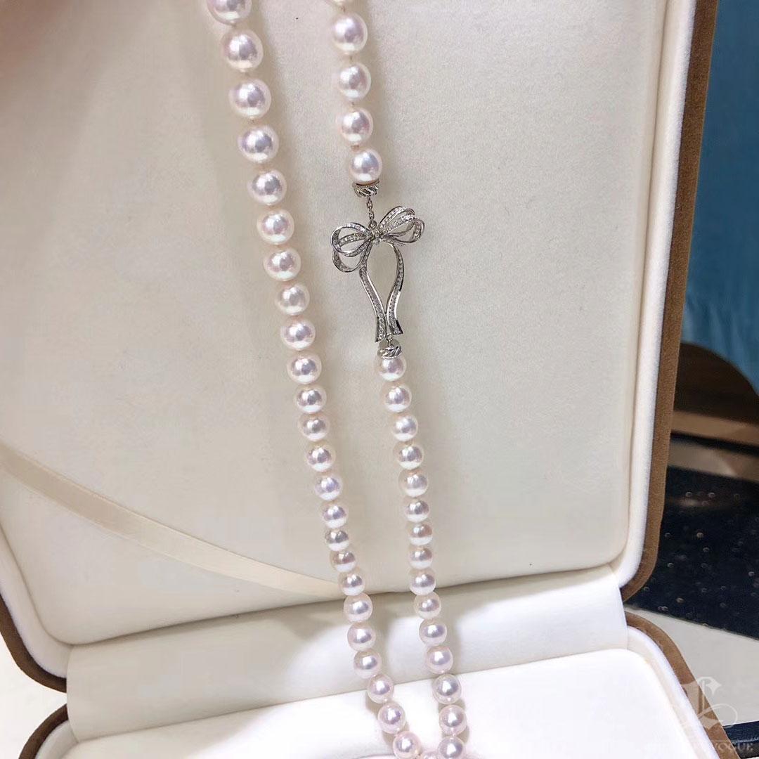 【Lustre Arc】Bow-Tied Aurora Akoya Pearl Long Pendant Necklace For Sale 2