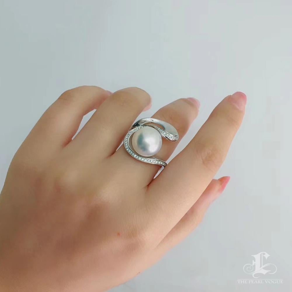 Uncut 【Lustre Arc】Celestial Orbit Aurora South Sea Pearl Ring For Sale