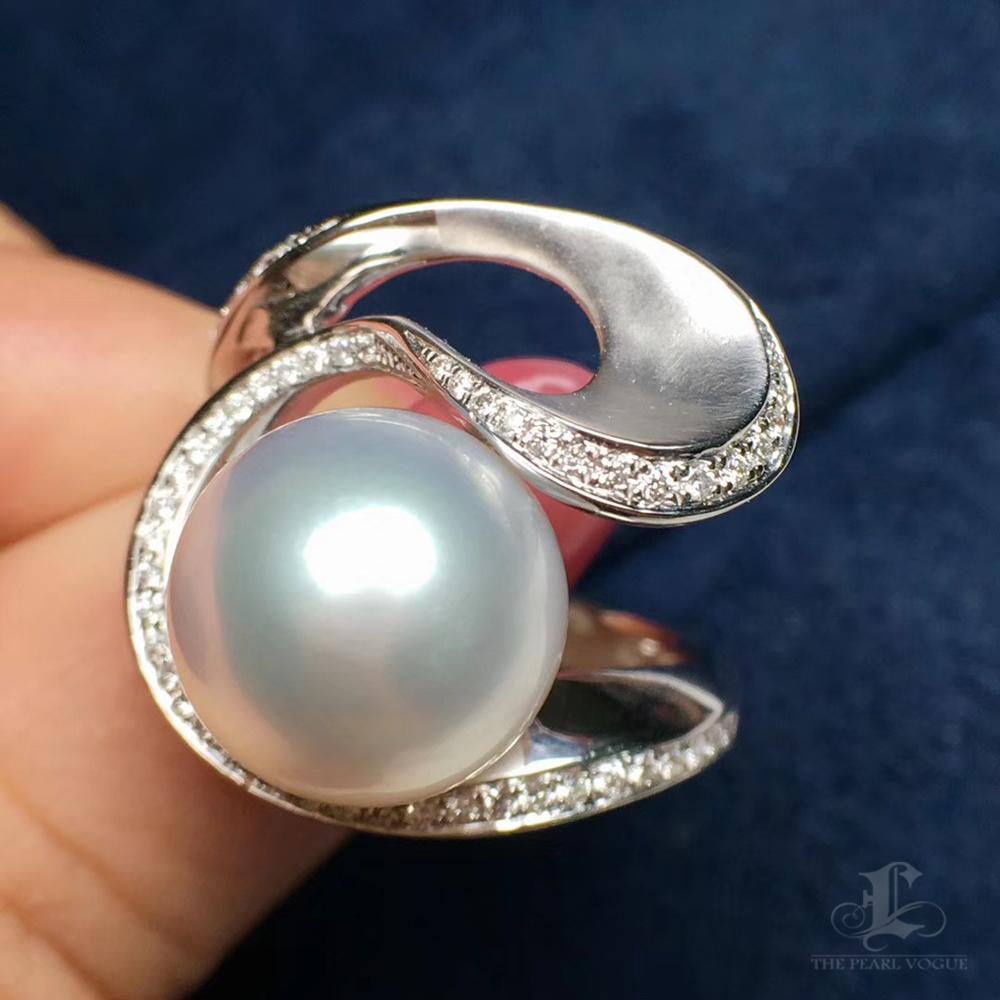 【Lustre Arc】Celestial Orbit Aurora South Sea Pearl Ring For Sale 1
