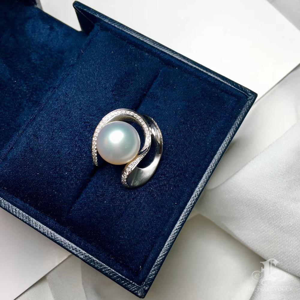 【Lustre Arc】Celestial Orbit Aurora South Sea Pearl Ring For Sale 3