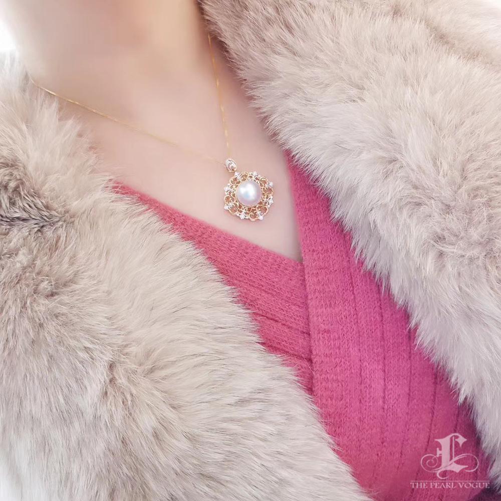 Uncut 【Crown Radiance】Regal Bloom Aurora South Sea Pearl Diamond Pendant For Sale