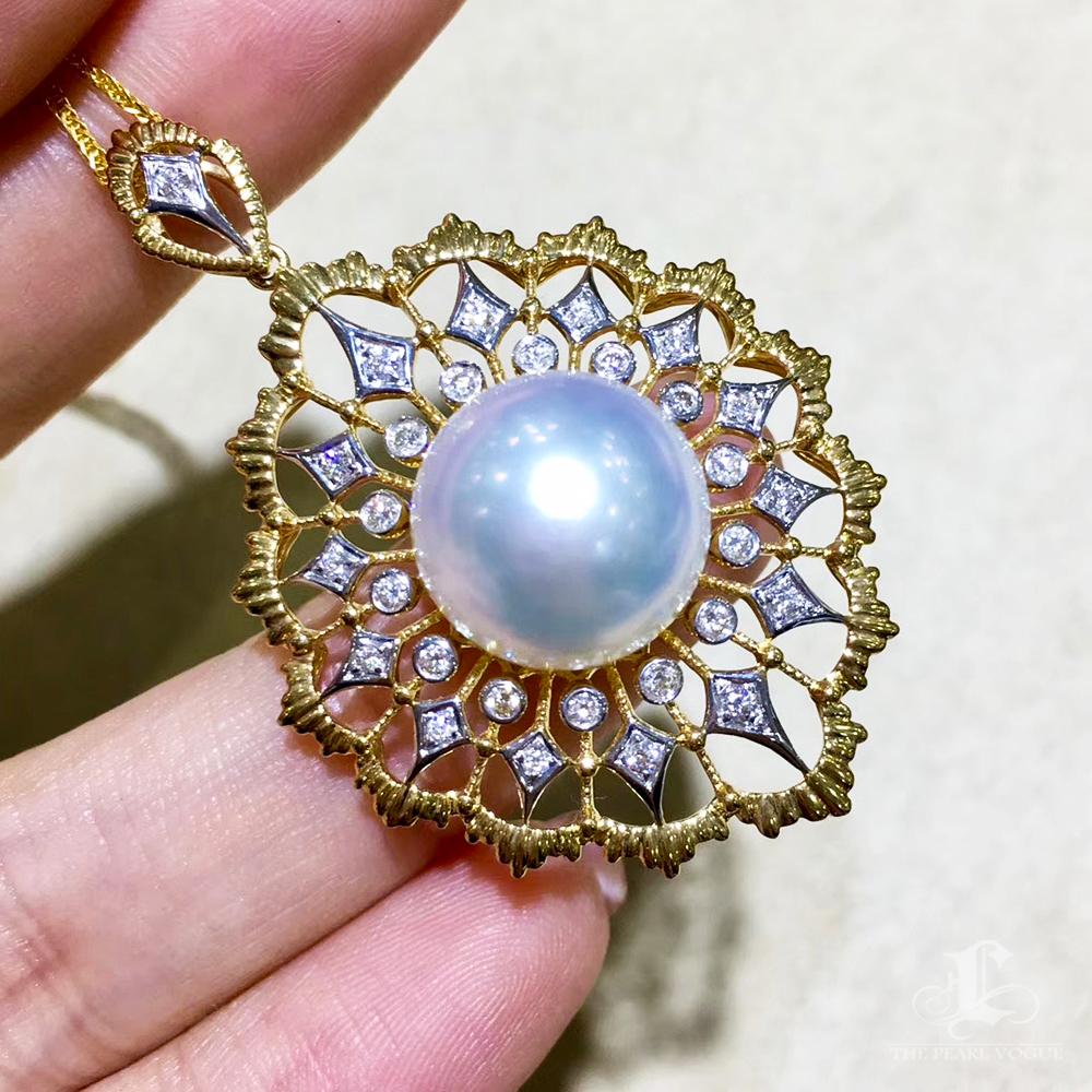 Women's 【Crown Radiance】Aurora Mandala Diamond South Sea Pearl Pendant For Sale