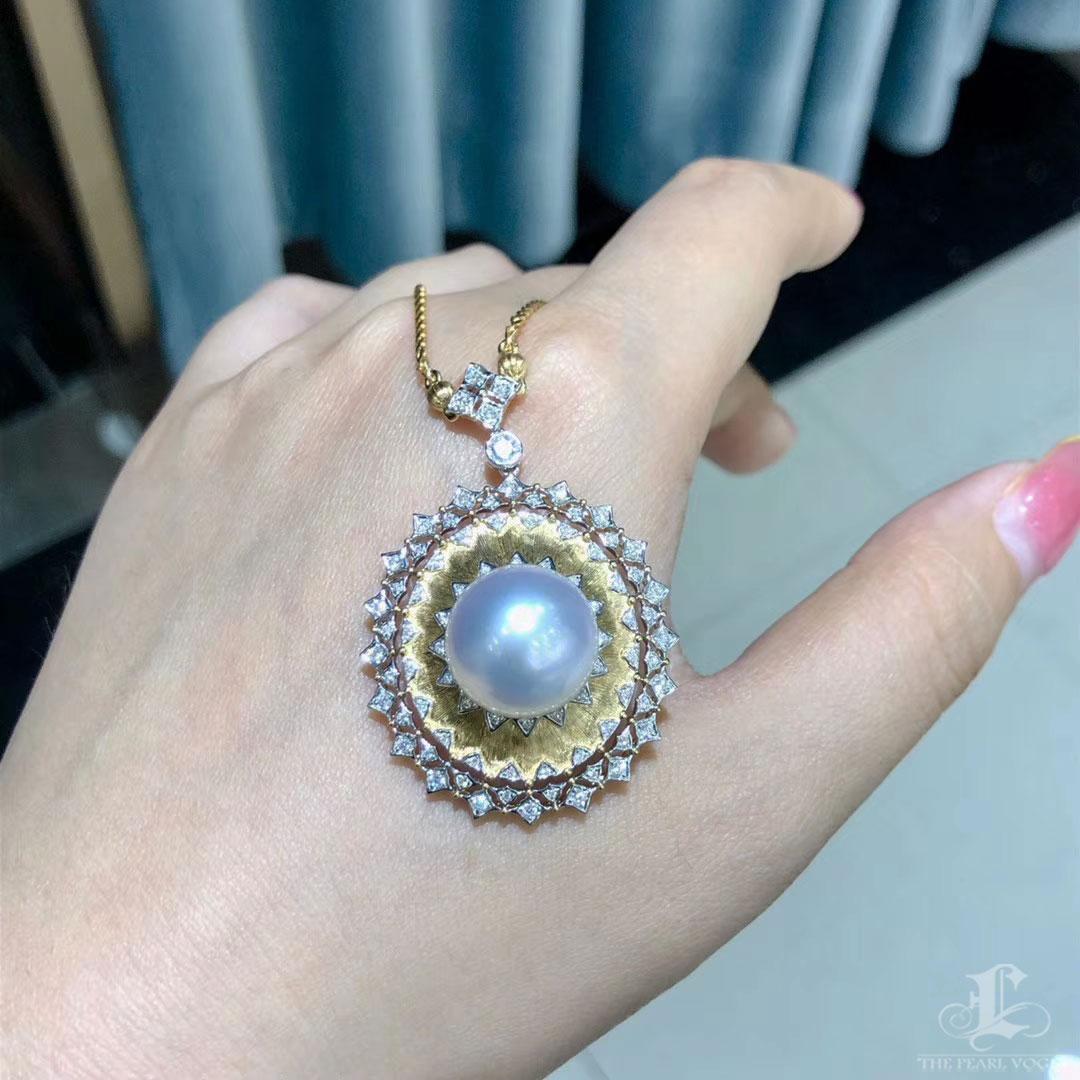 【Crown Radiance】Renaissance Collier à pendentifs en perles des mers du Sud style Buccellati Neuf - En vente à New York, NY