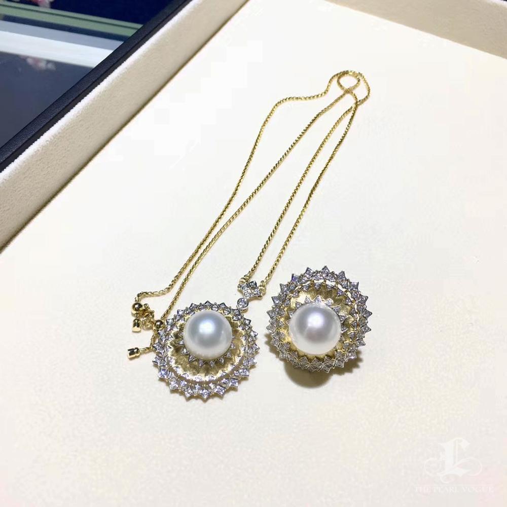 【Corona Resplandor】Resplandor Real Anillo de diamantes estilo Buccellati con perlas del mar del sur en venta 2