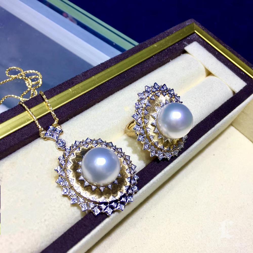 【Corona Resplandor】Resplandor Real Anillo de diamantes estilo Buccellati con perlas del mar del sur en venta 4