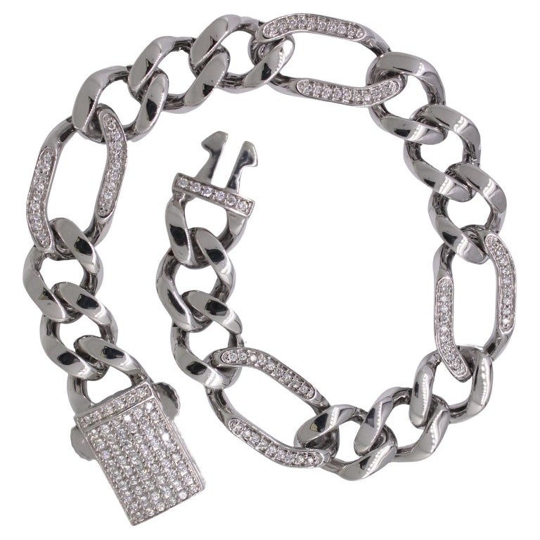 18K Gold DiamondAccented Lightweight Cuban Link Chain for Men For Sale