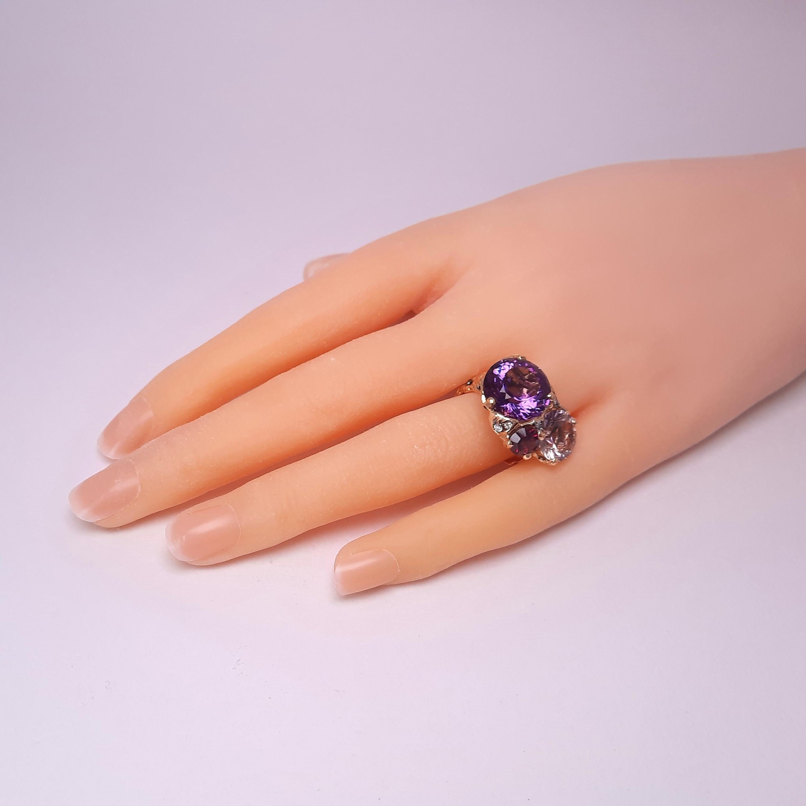 Round Cut 18K Gold Diamond Amethyst Handmade Ring For Sale