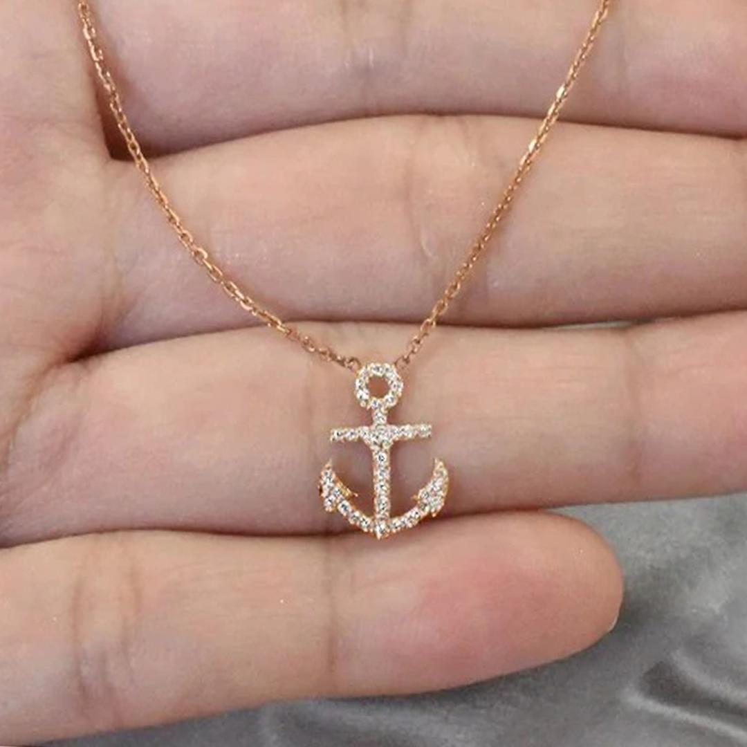 18k Gold Diamond Anchor Necklace Ocean Necklace Dainty Diamond Minimalist In New Condition For Sale In Bangkok, TH