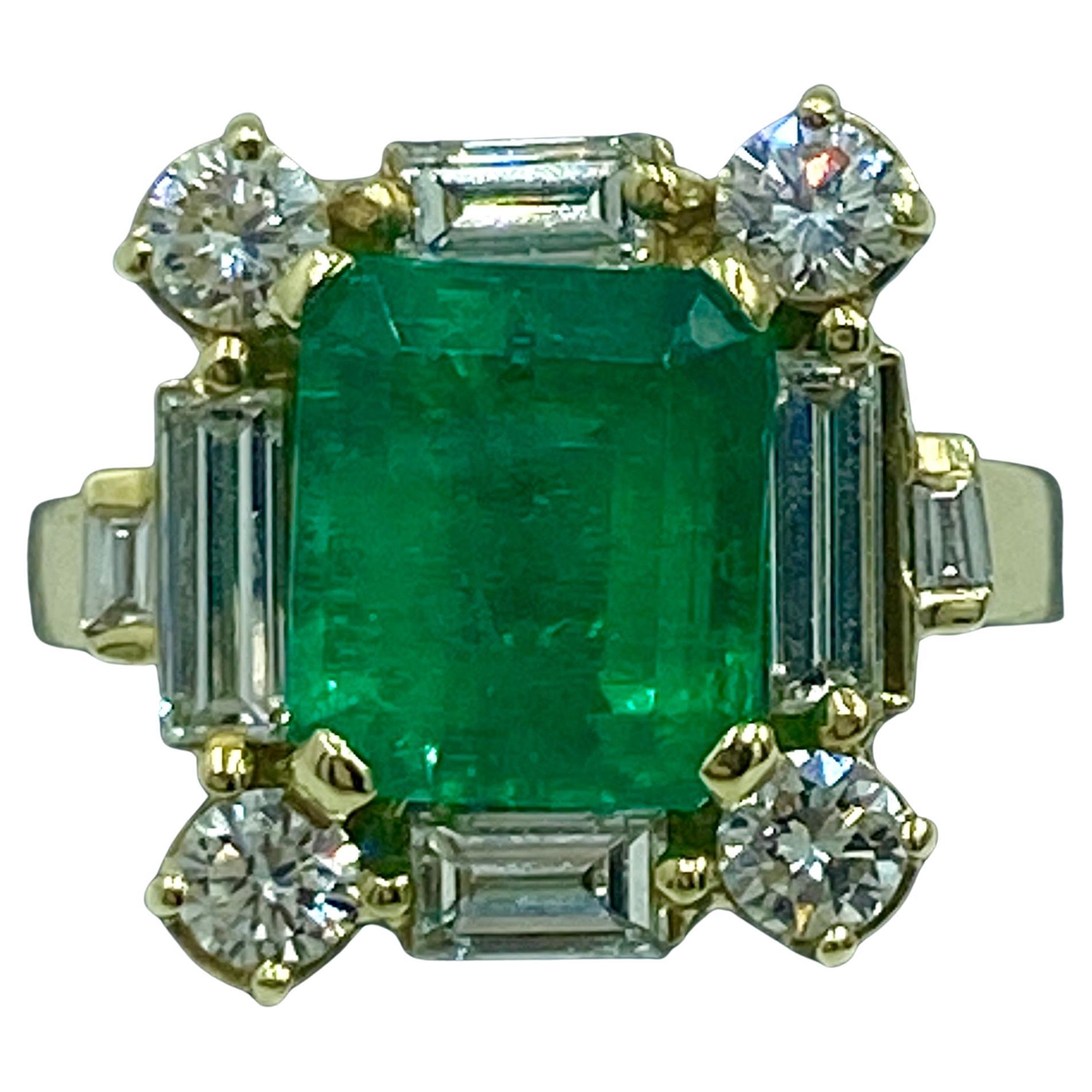 18k gold, diamond and 3.25 carat Colombian emerald ring