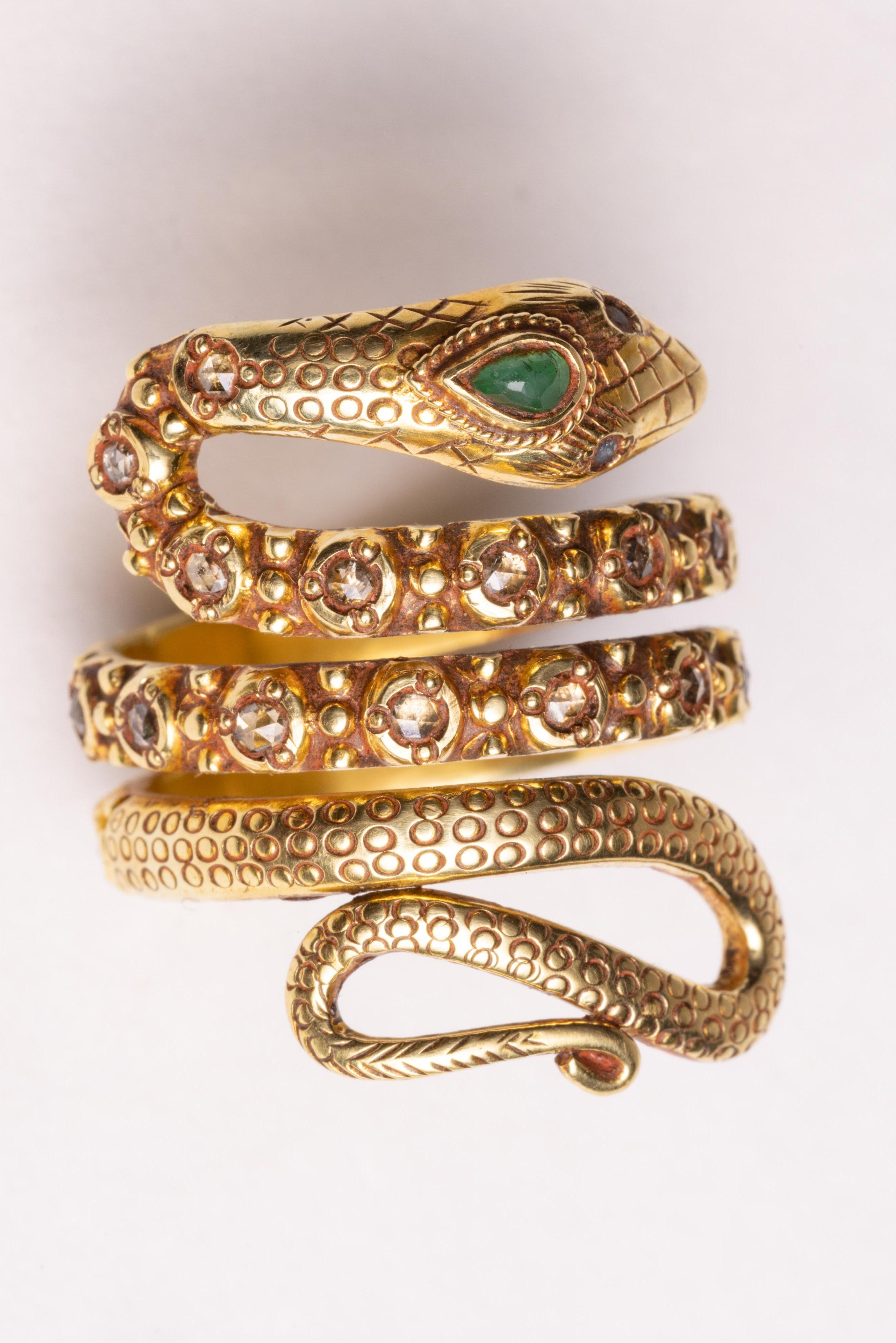 18K Gold Diamond and Emerald Coiled Snake Ring In Excellent Condition In Nantucket, MA