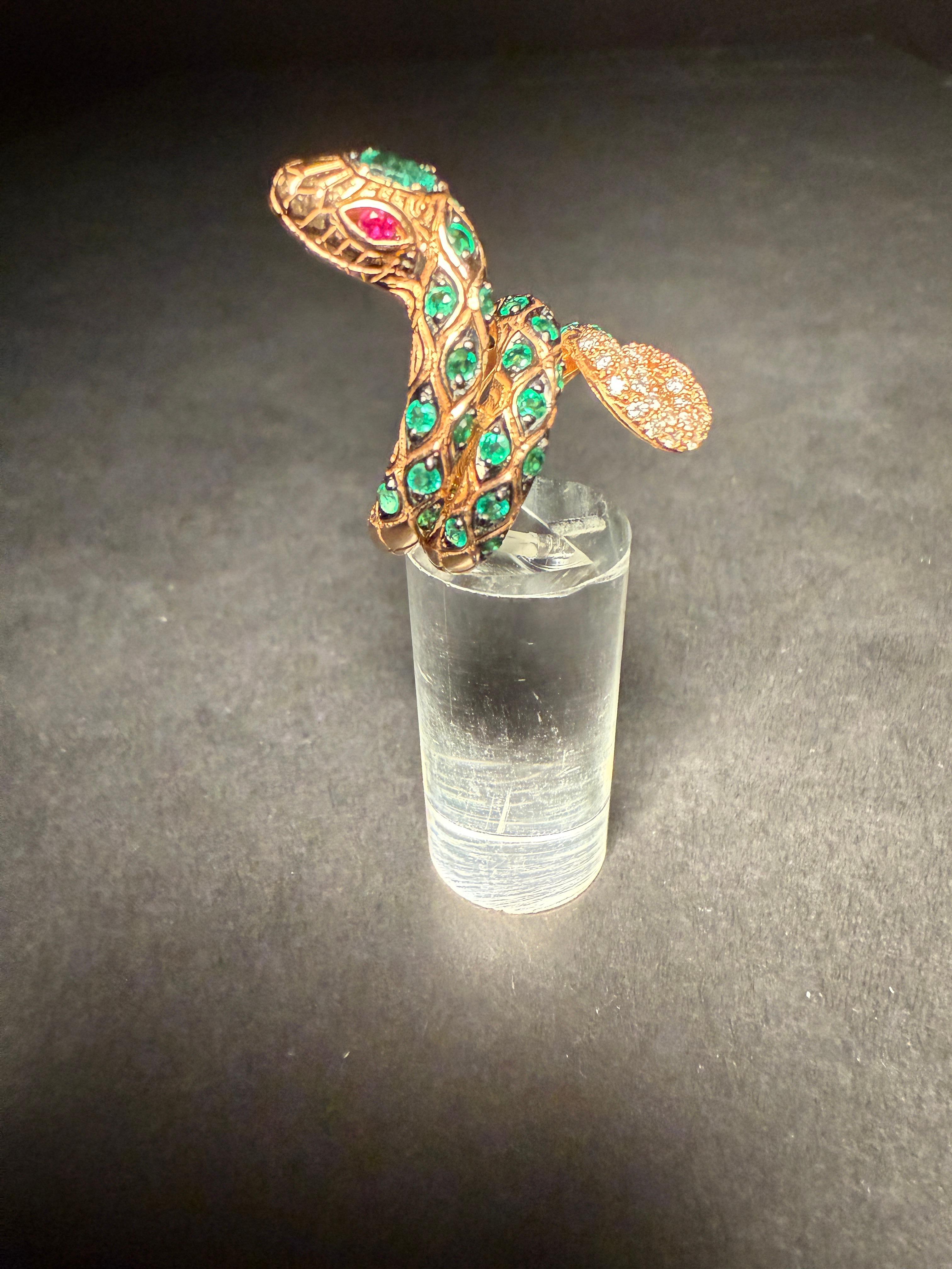 18K Gold Diamond And Emerald Snake Serpent Wrap Ring For Sale 1