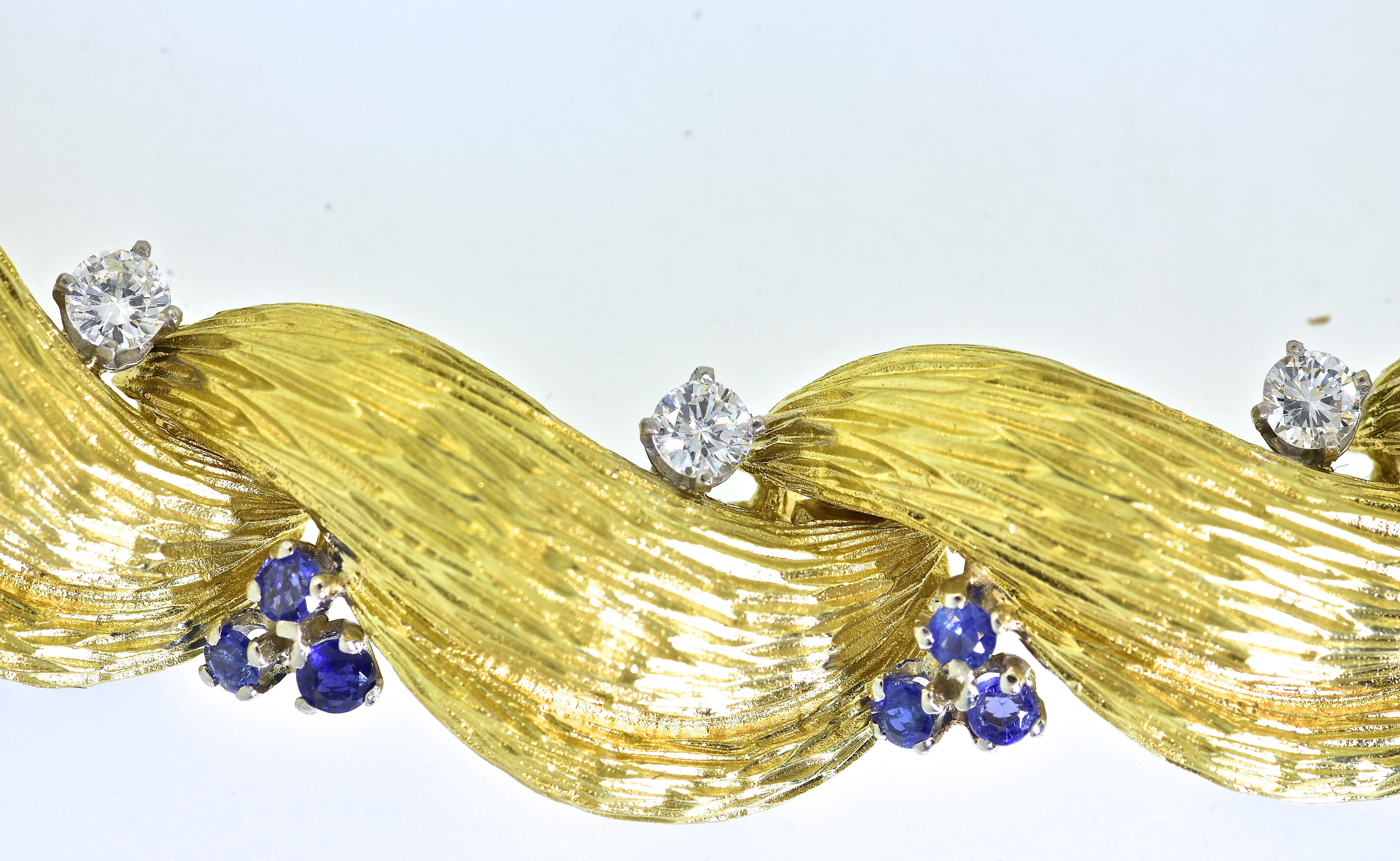 18 Karat Gold, Diamond and Sapphire Vintage Necklace, circa 1960 2