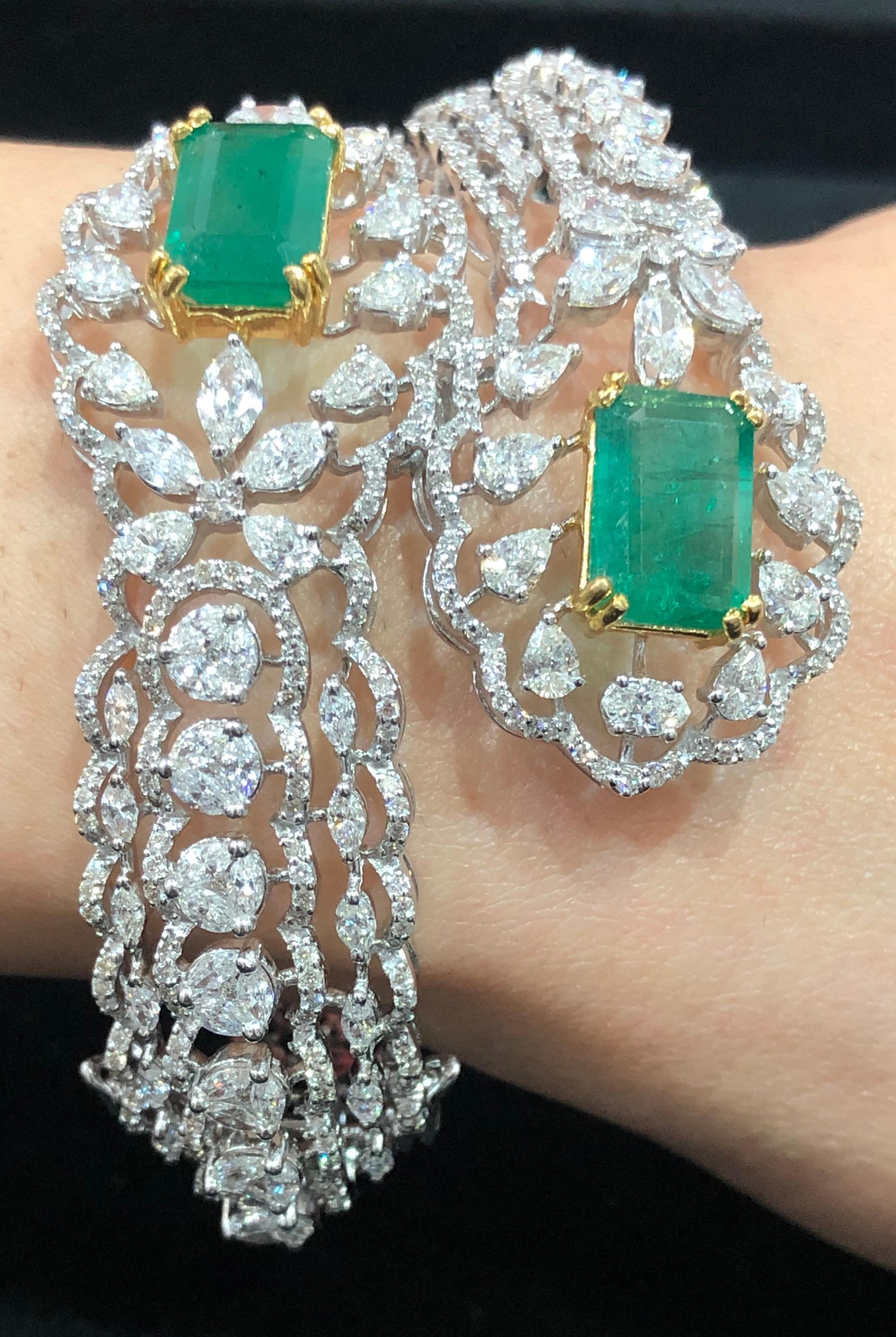 Diamonds: 8.75 carats
Emeralds: 6.87 carats
18kt Gold - 44.760 Net grams
Ref No: DBR-BHI

Oval shaped openable cuff

A woman defines her own beauty. all it needs is a touch of handcrafted exquisite jewellery. We promise you just that with this
