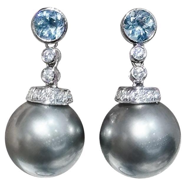 【Sculpted Geometry】Ocean Spark Aurora Tahitian Pearl Aquamarine Diamond Earrings For Sale