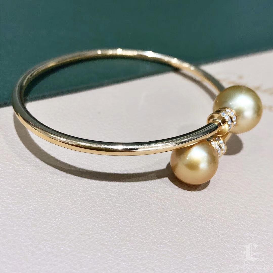【Crown Radiance】Dual Glow Golden South Sea Pearl Diamond Cuff Bracelet For Sale 2