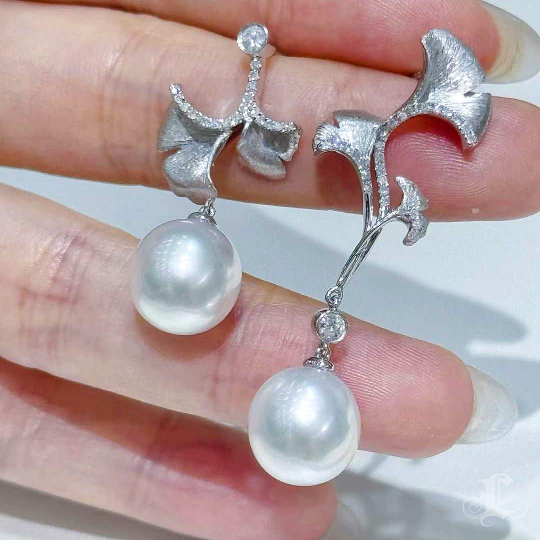Women's 【Vine Symphony】Gingko Whisper South Sea Pearl Diamond Asymmetric Earrings For Sale