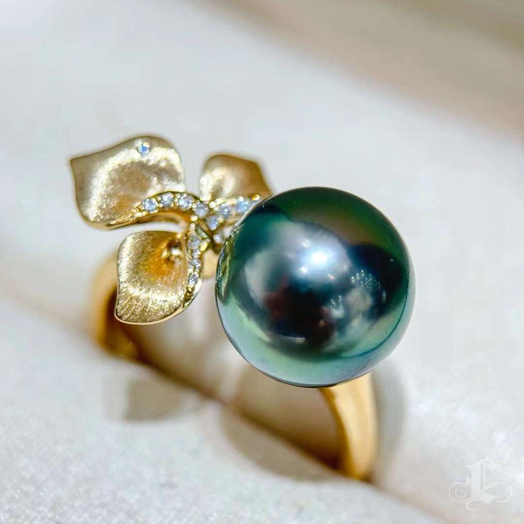 Donna Anello Oro Orchidea Aurora Perla di Tahiti con Diamante Spazzolato in vendita