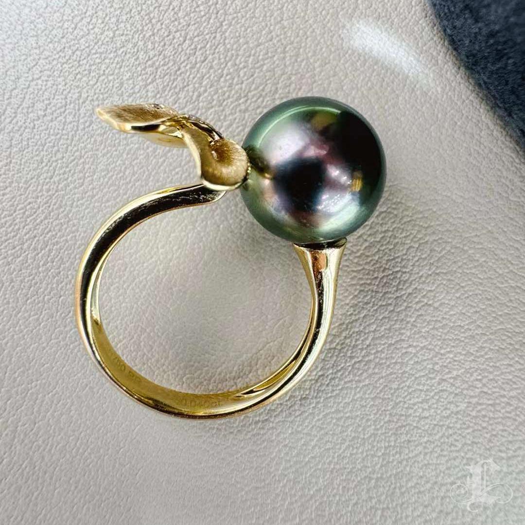 Anello Oro Orchidea Aurora Perla di Tahiti con Diamante Spazzolato in vendita 1