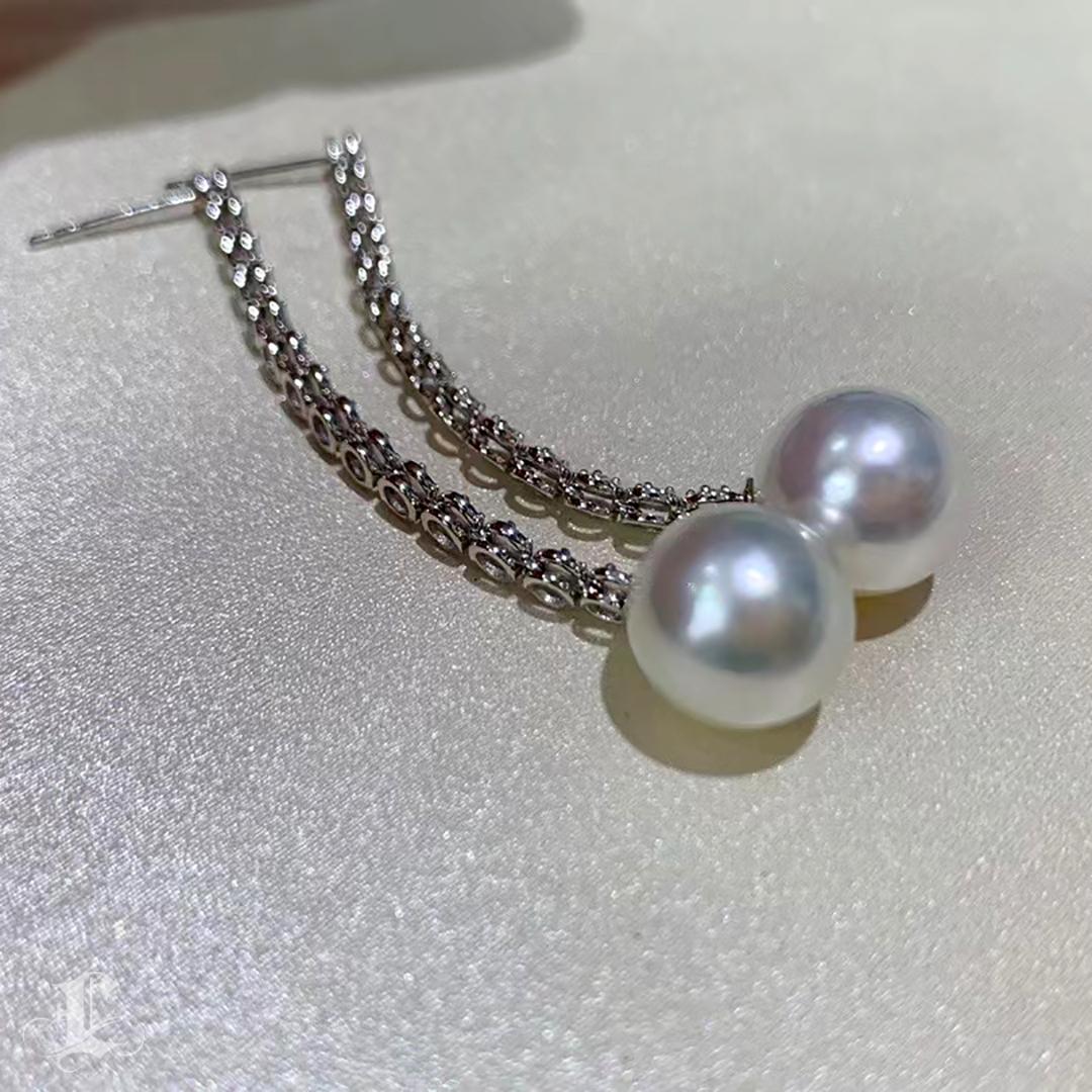 【Lustre Arco】Diamante Línea Aurora Pendientes Gota Perla Mar del Sur en Nuevo estado para la venta en New York, NY
