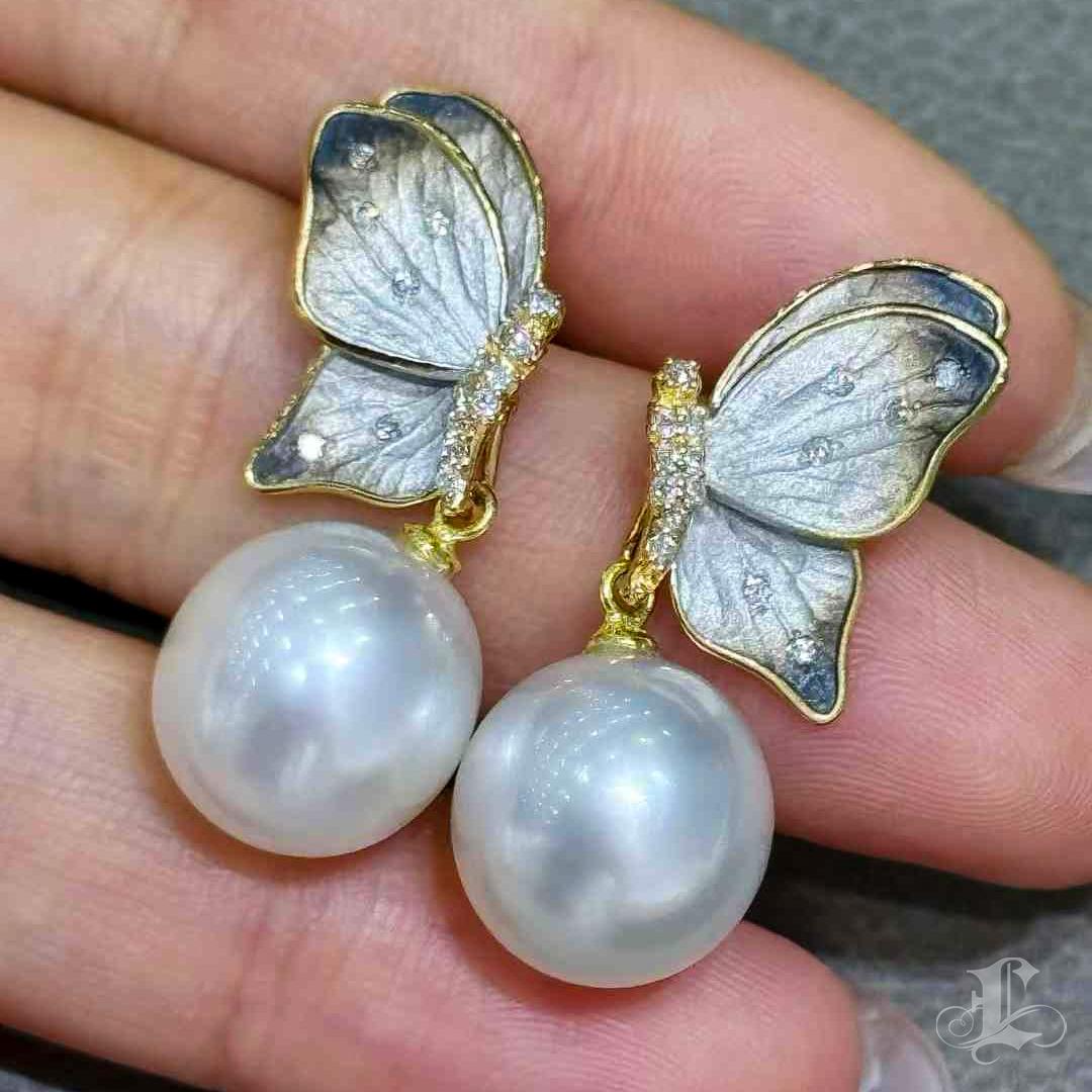Women's Whispering Wings Aurora South Sea Pearl Diamond Dush Earrings