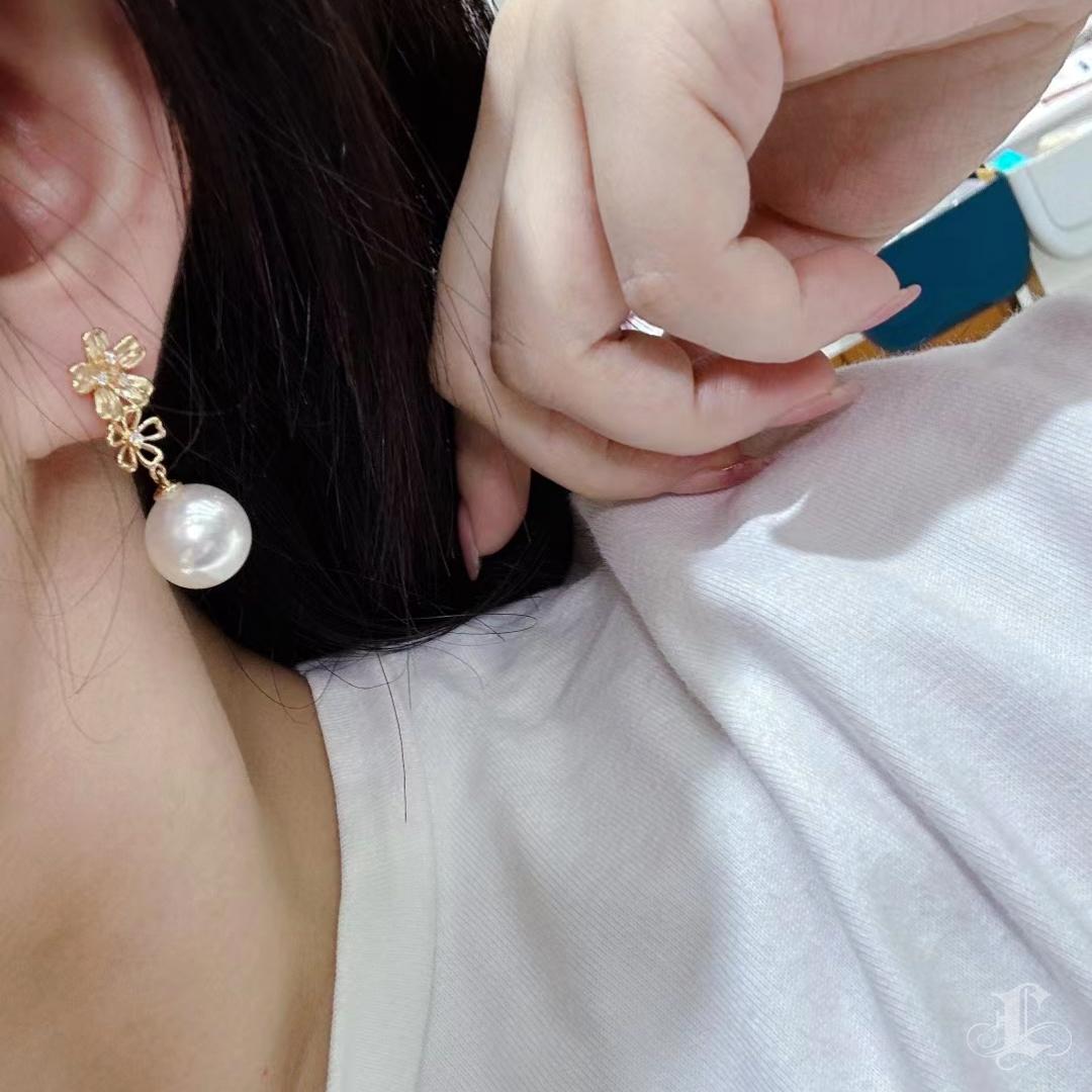 Uncut 【Vine Symphony】Golden Bloom Aurora South Sea Pearl Diamond Drop Earrings For Sale