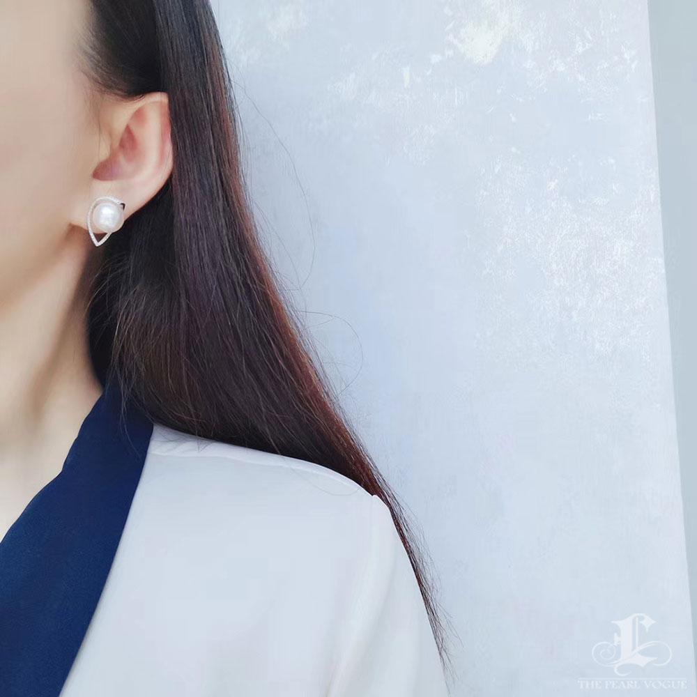 Uncut 【Sculpted Geometry】Teardrop Halo Aurora South Sea Pearl Evening Earrings For Sale