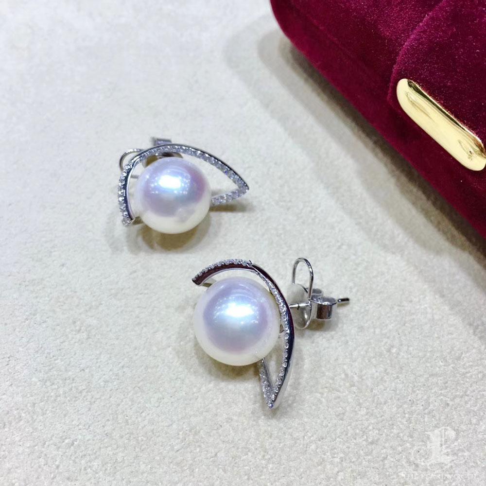 【Sculpted Geometry】Teardrop Halo Aurora South Sea Pearl Evening Earrings For Sale 2