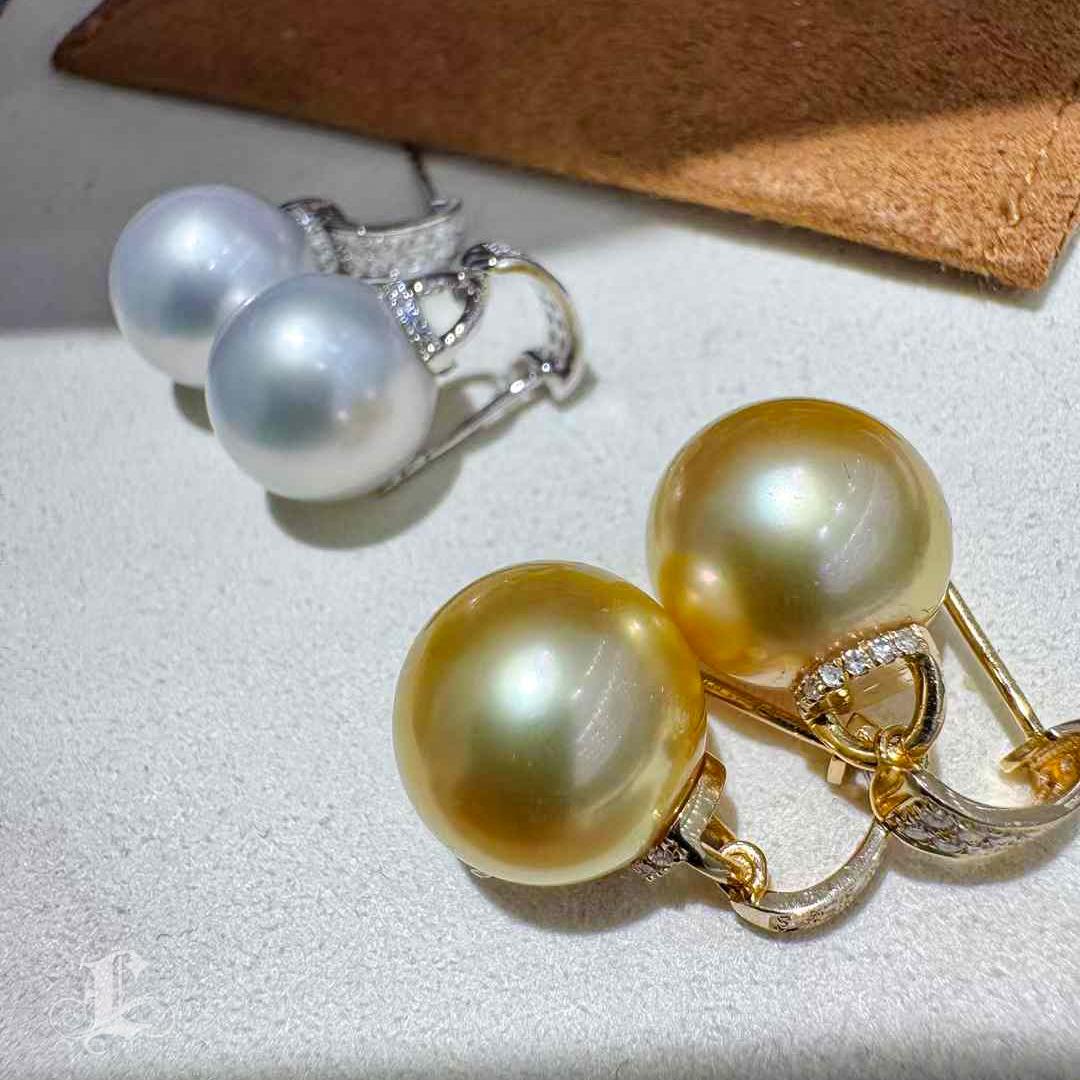 【Sculpted Geometry】Aurora South Sea Pearl Diamond Drop Earrings – White or Golde For Sale 3